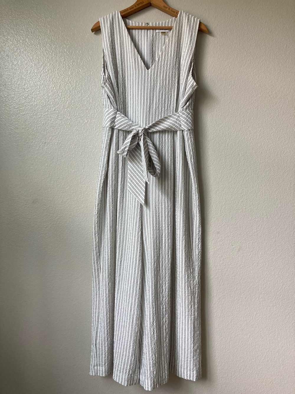 Calvin Klein lightweight stripe seersucker jumpsuit wide leg belted sz M